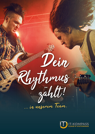 Auf einem Plakat an der Wand sind zwei junge Männer auf einer Bühne. Sie spielen Gitarre mit Inbrunst und rocken richtig hart. Auf dem Plakat ist zu lesen „dein Rhythmus zählt in unserem Team.“